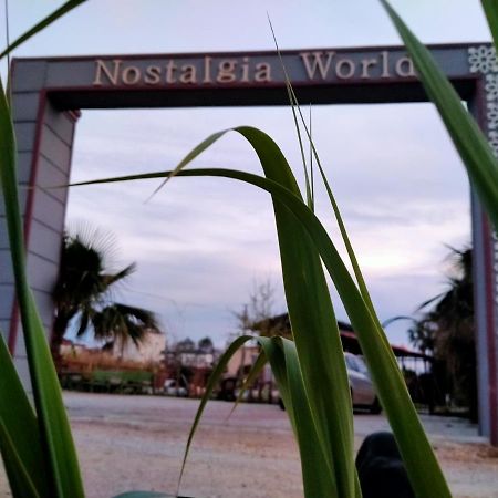 Nostalgia World Otel Kızılot Exteriör bild